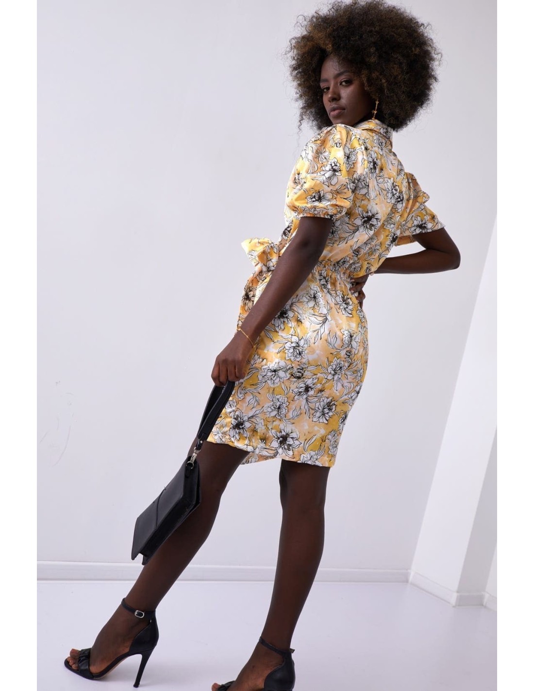 Floral print wrap dress with a collar, yellow FG638 - Online store - Boutique